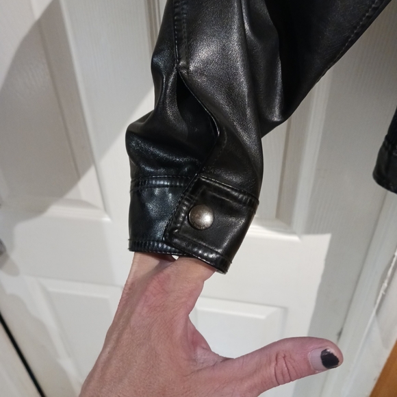 Express Men's Leather Motorcycle Jacket w/Hoodie Insert. Size L - Picture 2 of 16